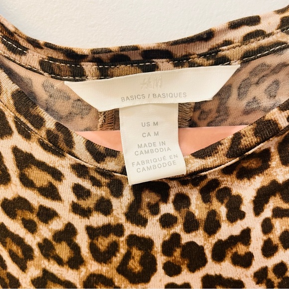 H & M Leopard Sleeveless Jersey Maxi Dress sz Medium - Picture 6 of 9